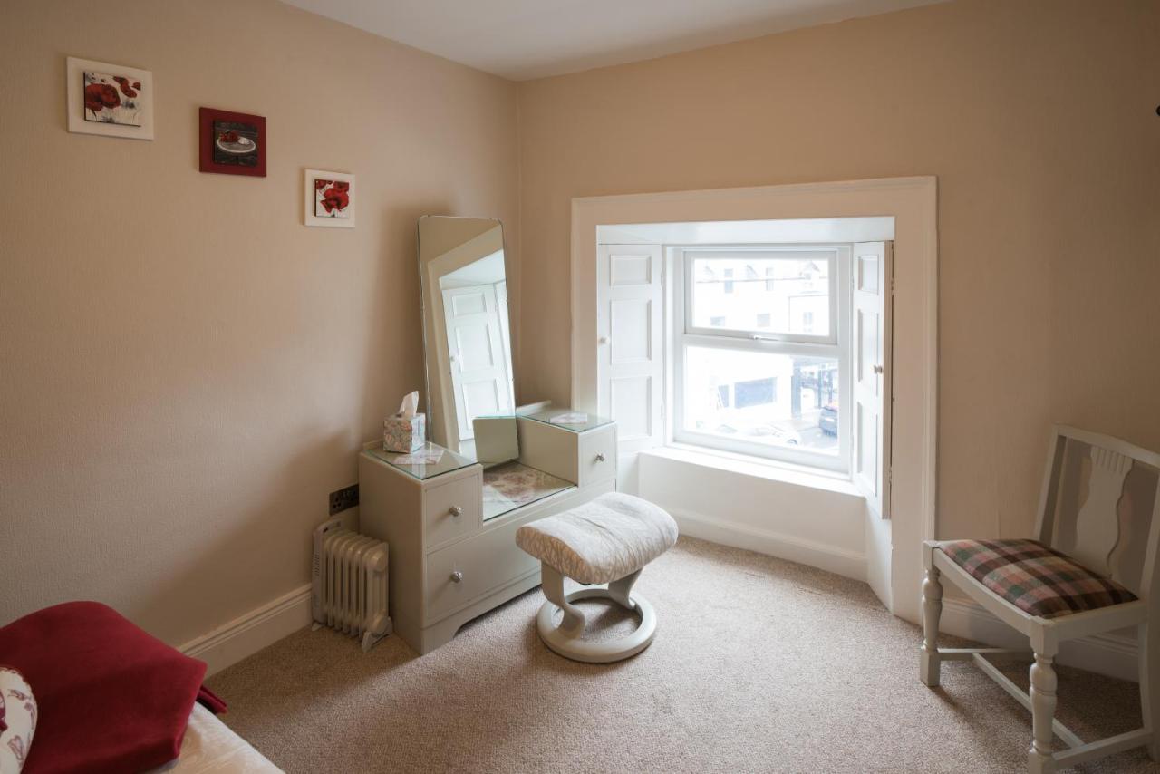 Charming 2-Bed Apartment In Donegal Town Centre Exterior photo