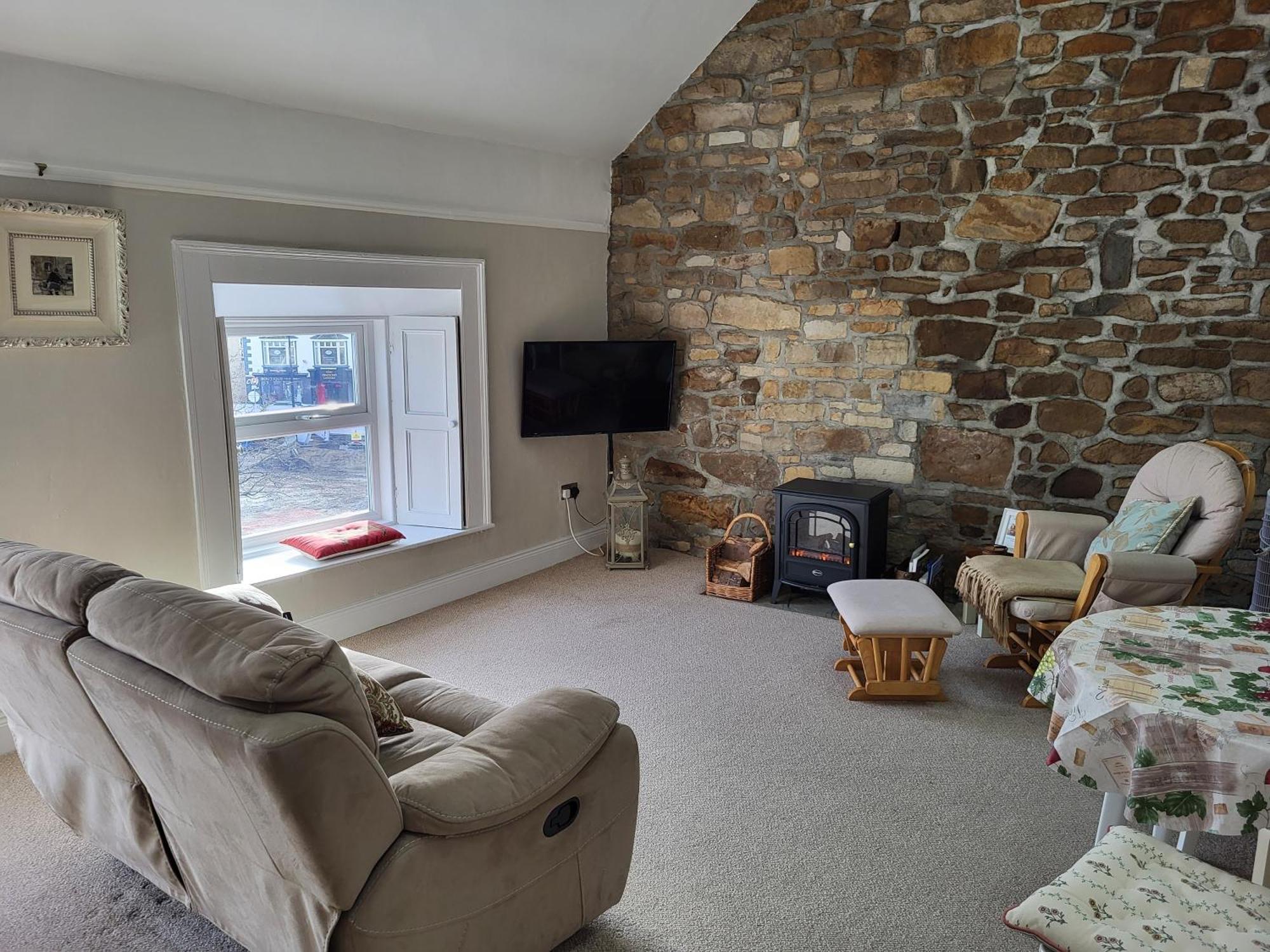 Charming 2-Bed Apartment In Donegal Town Centre Exterior photo